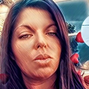 Meet your Posher, Kendra